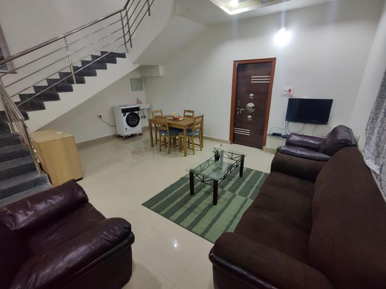 Leo'S Den 9 Guests Ac 3Bhk 9 Mins To Rgia Villa Shamshabad Exteriör bild