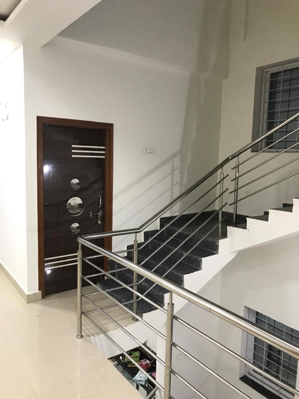 Leo'S Den 9 Guests Ac 3Bhk 9 Mins To Rgia Villa Shamshabad Exteriör bild